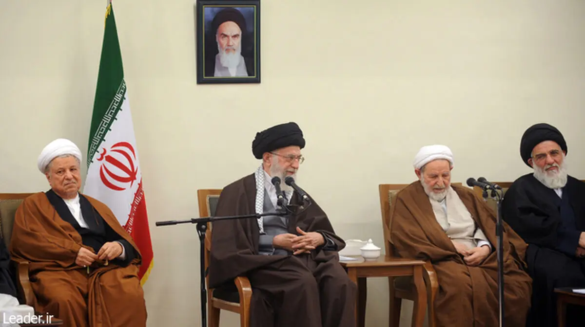 مجلس خبرگان باید انقلابی بماند/مقایسه رفتار نجیبانه رای‌نیاورندگان انتخابات اخیر با رفتار نانجیبانه فتنه‌گران ۸۸/ نبودن آقایان مصباح و یزدی برای مجلس خبرگان خسارت است