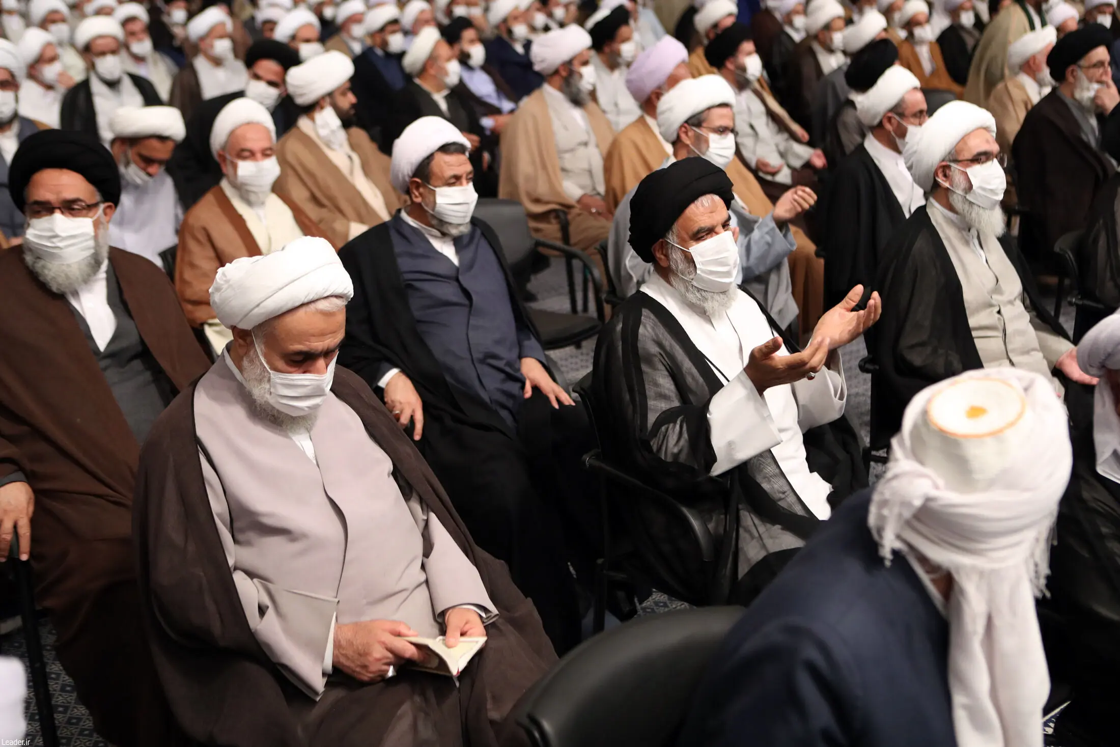 ائمه جمعه سراسر کشور با رهبر انقلاب دیدار کردند/گزارش تصویری