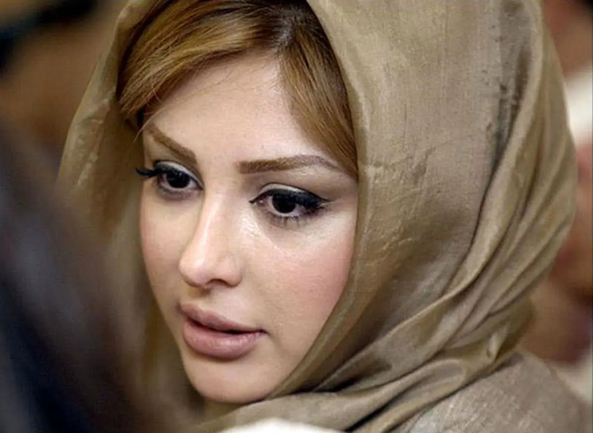 نیوشا ضیغمی با تیپی پر زرق و برق /عکس