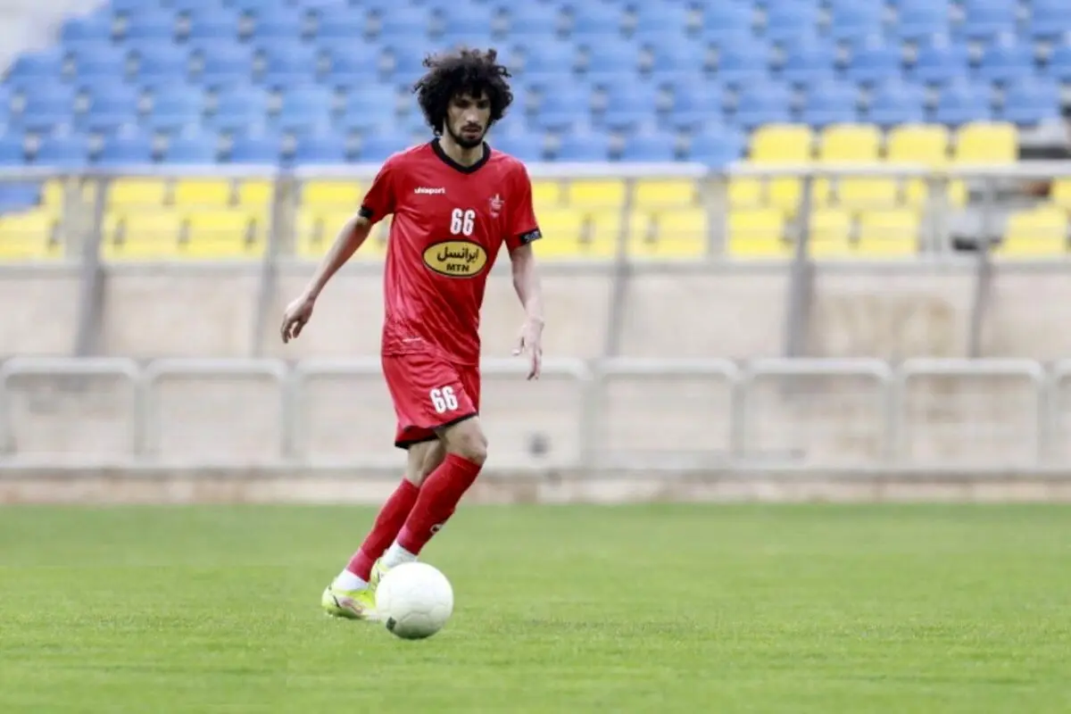 یک بازیکن دیگر پرسپولیس در راه نساجی