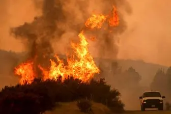 شعله ور شدن دوباره آتش سوزی در جنگل‌های کالیفرنیا آمریکا
