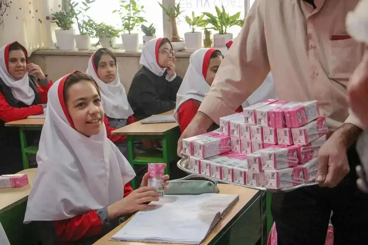 شیر رایگان، امسال در شرایط آموزش مجازی هم توزیع می‌شود