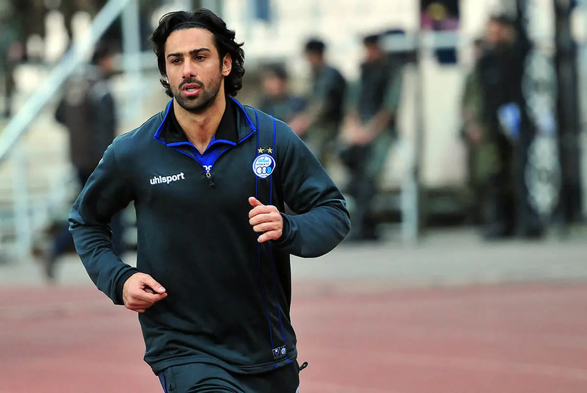 نسخه فرهاد مجیدی را پیچیدند