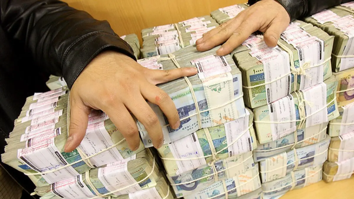 بانک مرکزی ترمز خلق پول را کشید