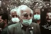 اشک های بی امان رضا بنفشه خواه در فراق عزت الله مهرآوران /فیلم