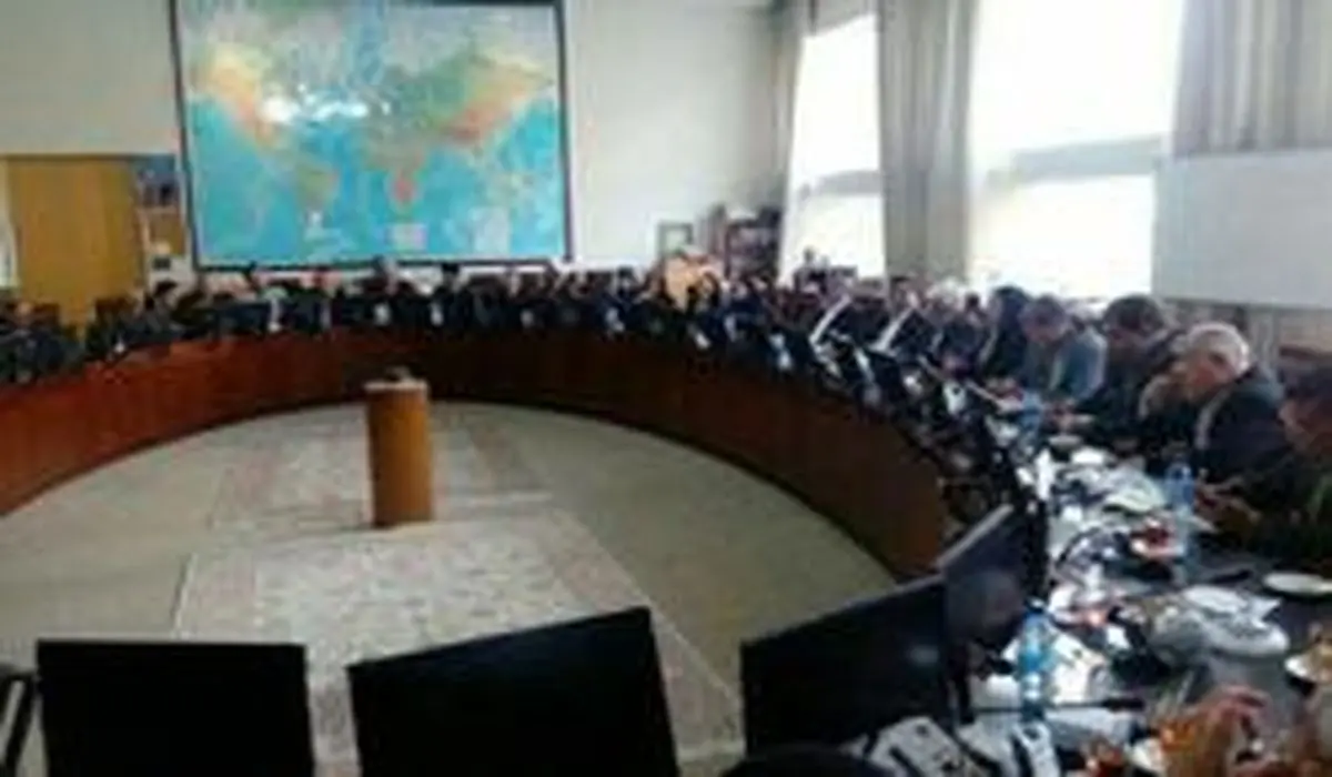 در جلسه مجمع نمایندگان تهران با اعضای شورای شهر چه گذشت؟