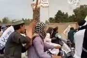 اهتزاز پرچم طالبان، در پایتخت پاکستان
