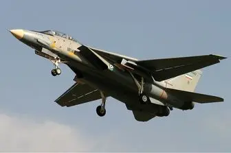 جنگنده تام کت F14 بر روی آسمان ایران/ فقط ایران این جنگنده را دارد