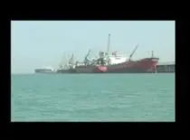 گازوئیل‌ قاچاق‌ از ایران در کشتی های بیگانه + فیلم
