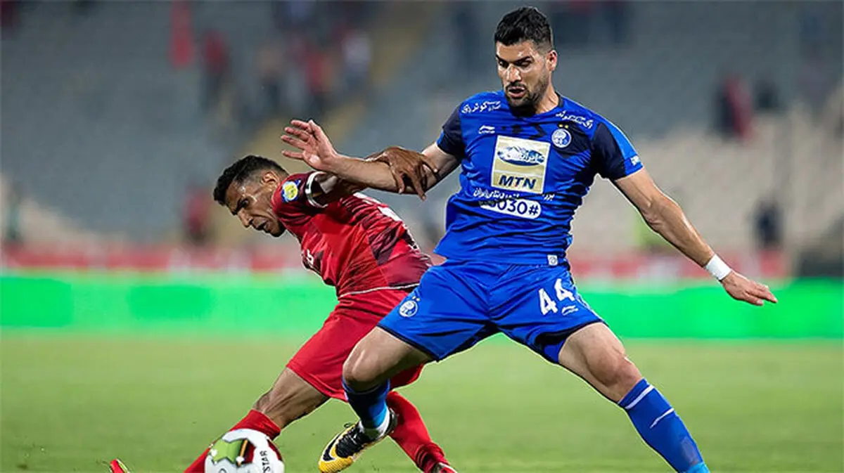 مدافع استقلال سرخپوش شد!