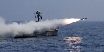 مرحله نهایی رزمایش اقتدار دریایی 99/ شلیک انواع موشک‌های کروز دریایی