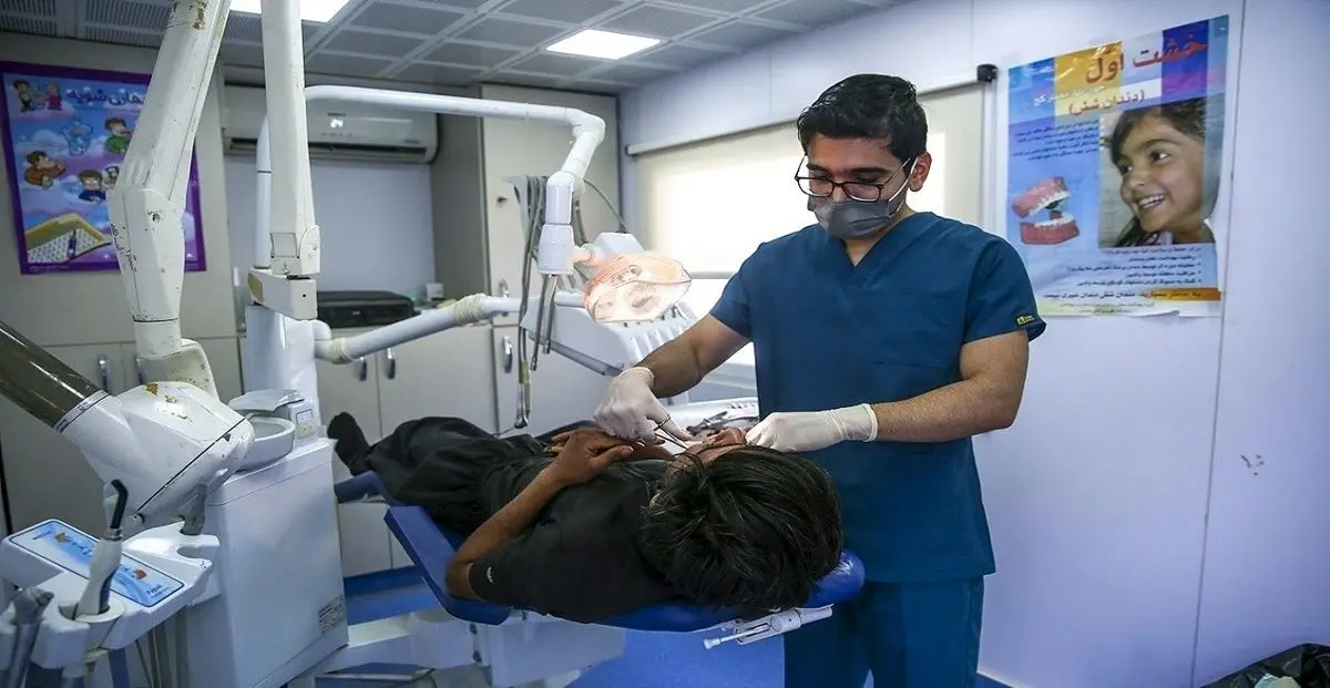 اثرات مخرب نوشابه و قهوه بر سلامت دندانها