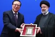 رئیسی استاد افتخاری دانشگاه پکن شد