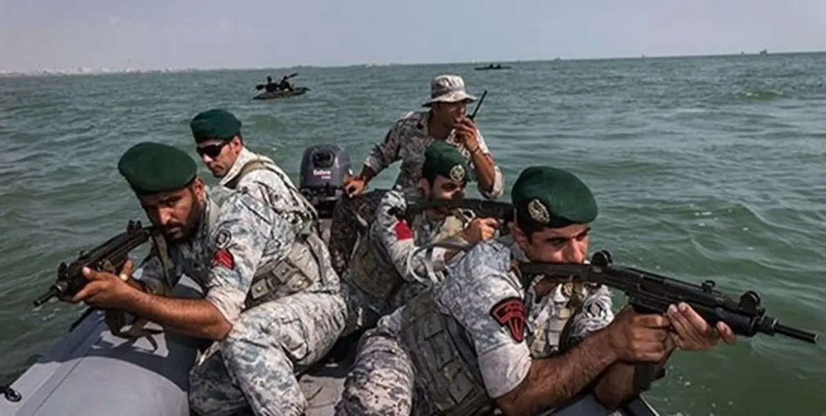 نیروی دریایی ارتش مانع ربوده‌ شدن یک کشتی تجاری ایرانی شد