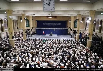جمعی از مبلغان و طلاب حوزه‌های علمیه با رهبر انقلاب دیدار کردند