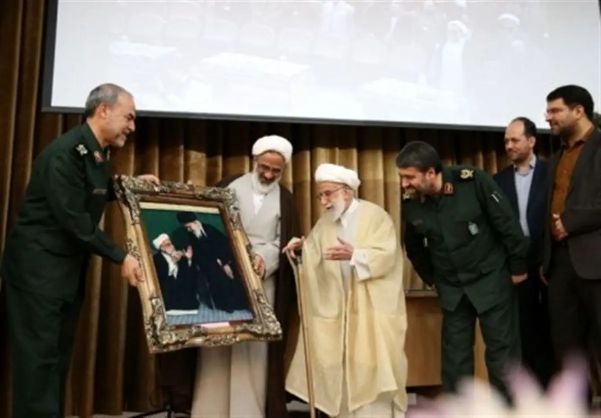 تجلیل از ۴۰ سال مجاهدت آیتالله جنتی در سپاه پاسداران