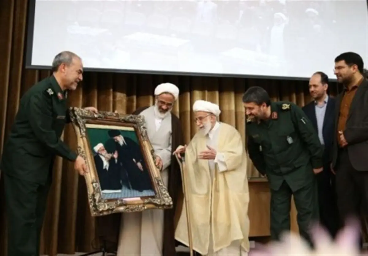 تجلیل از  ۴۰ سال مجاهدت آیت‌الله جنتی در سپاه پاسداران 