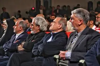 همه آنچه در اختتامیه فیلم فجر گذشت