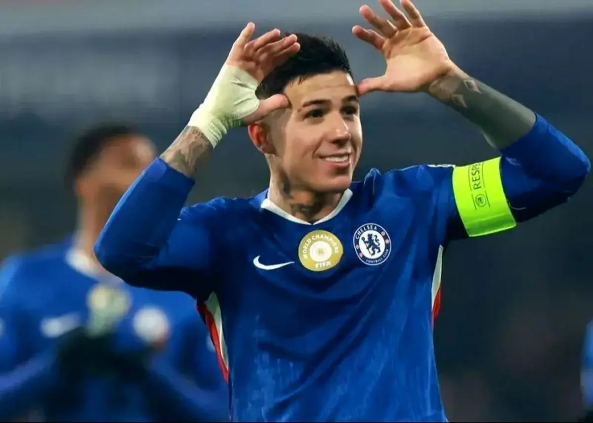 پیراهن مارادونا؛ نماد شانس برای ستاره چلسی+ عکس