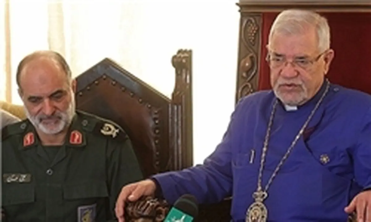 در شب سال نو برای سلامتی رهبر انقلاب دعا کردم