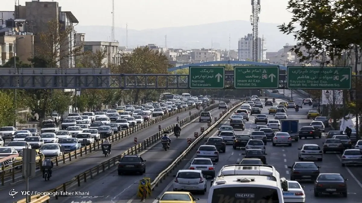 بار ترافیکى سنگین در بزرگراه شهید همت و بزرگراه صدر