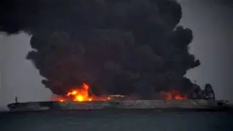 تکاوران ارتش در انتظار کاهش حجم آتش/ جدیدترین تصویر از وضعیت نفتکش سانچی