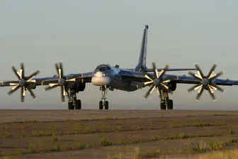 پرواز ده ساعته بمب‌افکن‌های راهبردی روسی از اندونزی به روسیه
