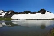 تصاویر دیده نشده از دریاچه‌ای در ارتفاع 3300 متری کوهستان گرین نهاوند+ تصاویر