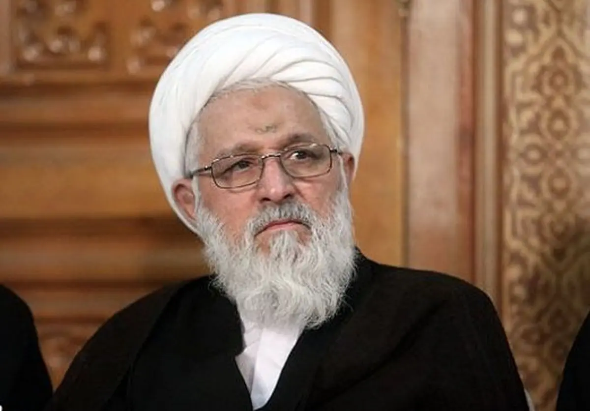 اگر امام بود به خاطر قشقرق مذاکره با آمریکا تودهنی می زد