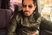 علاقه زیاد پرسپولیسی سابق به عکس با ماشین / تصاویر