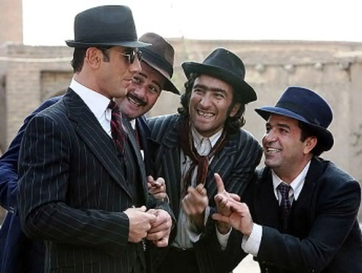 " کلاه پهلوی " زیبنده نظام نیست / ضعف نظارتی باعثساخت چنین سریال‌هایی می‌شود