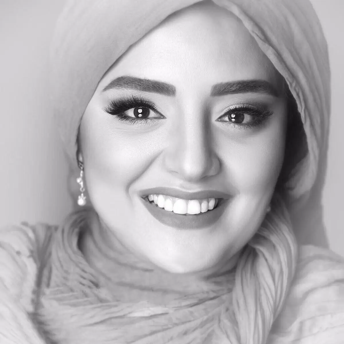 برگزاری تولد نرگس محمدی در کنار بازیگران /عکس