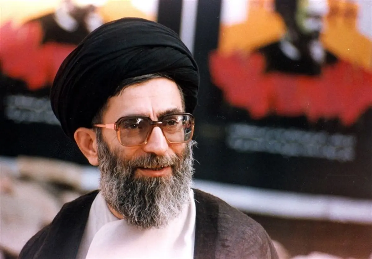 روایت امام خامنهای از مخالفت لیبرالها و گروهکها با رفراندوم جمهوری اسلامی