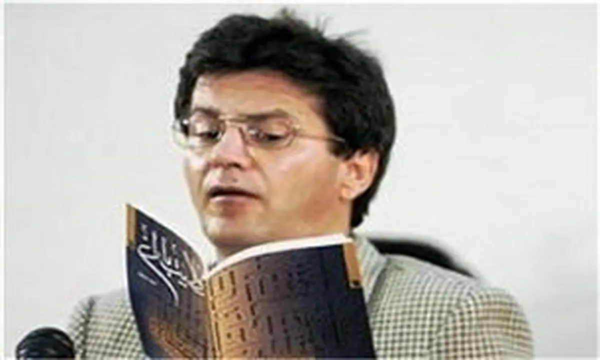 اقامه نماز میت بر پیکر شاعر معروف
