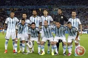 برد پر گل آرژانتین مقابل اکوادور