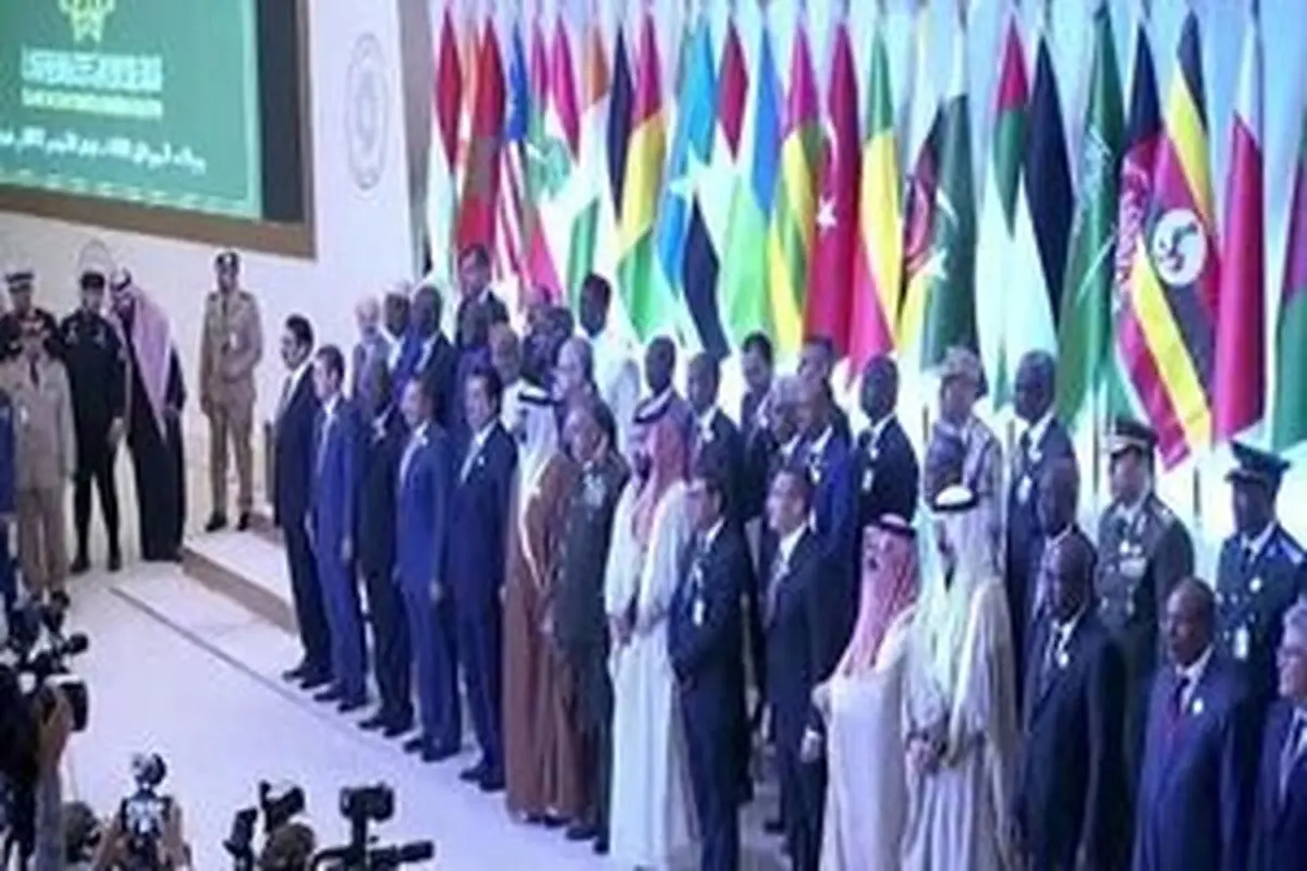 نمایش خنده دار قدرت‌نمایی «بن سلمان»
