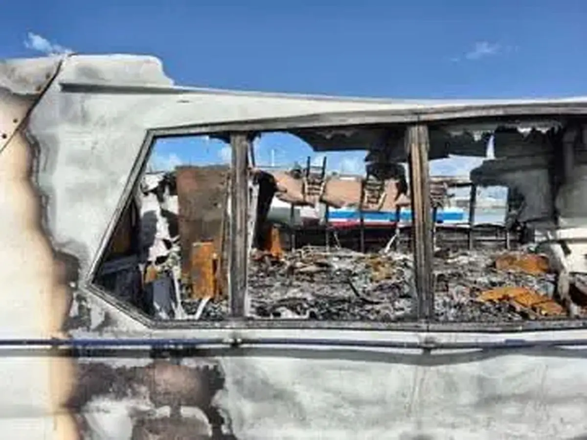 آثار حملات هوایی به بندر بوشهر+ عکس