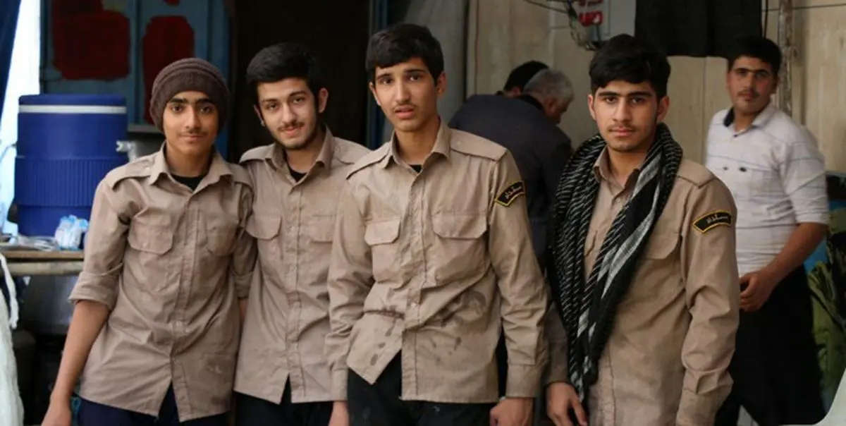 یک موکب خاص در کرمانشاه/ در این موکب به دانش آموزان مردمداری یاد میدهند