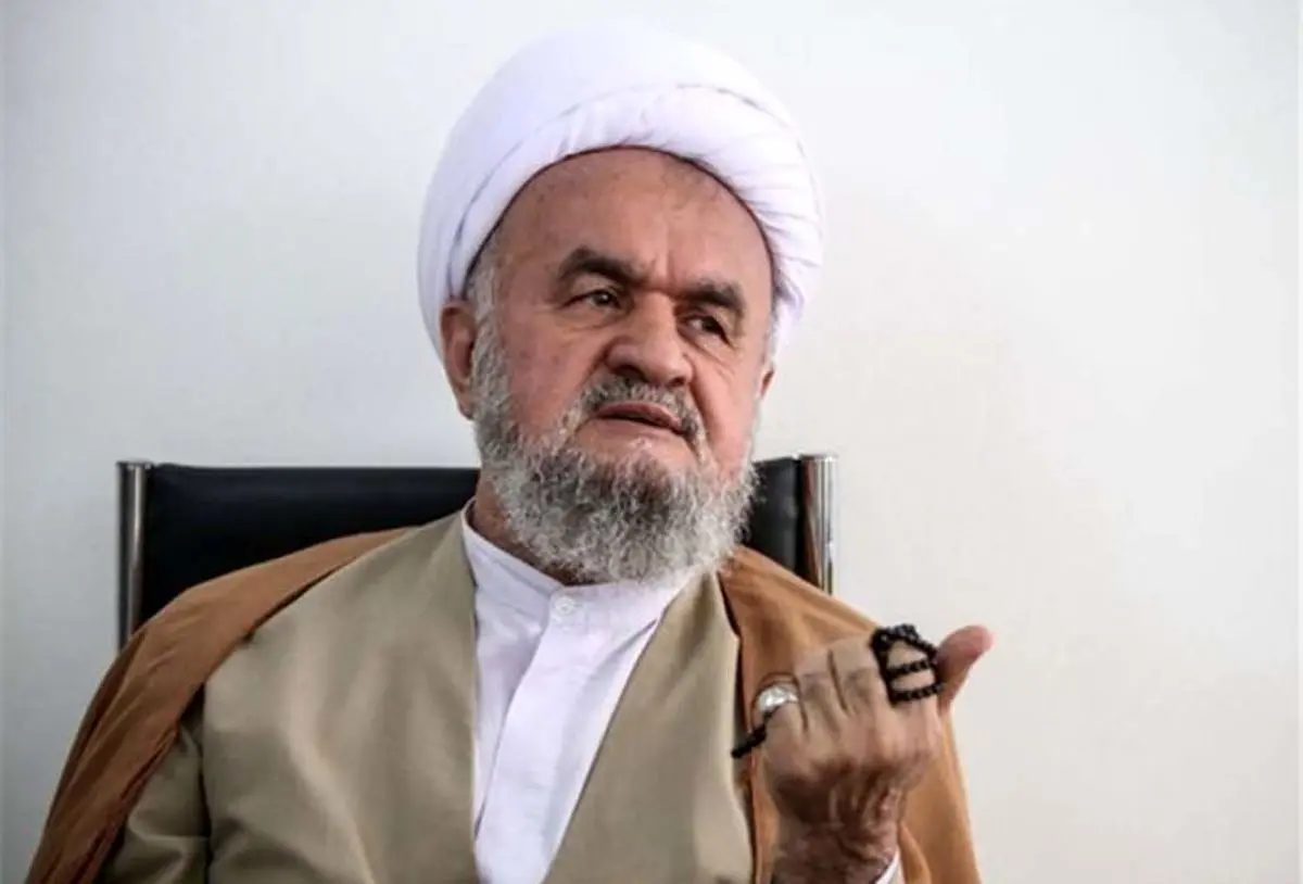 آیتالله اسلامی: حل مشکلات سیاسی و اقتصادی جامعه درگرو سازش با آمریکا نیست