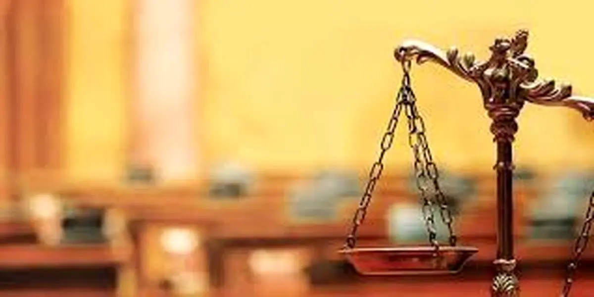 دسیسه شیطانی عکاس سلبریتیها برای دختر مسافر