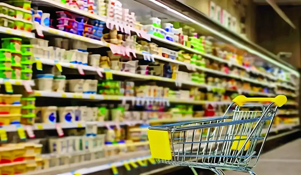 بازارِ بی‌مدیریت ایران/ سفره مردم هر روز کوچک‌ترمی شود