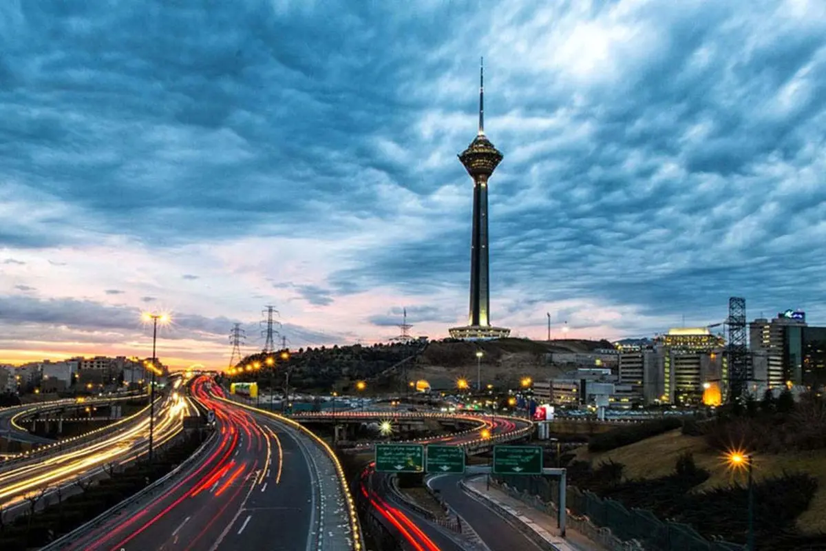 تهران نیازمند فضاهای عمومی فرهنگی و اجتماعی