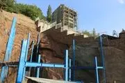 ادامه ساخت و سازها در حریم جاده و دل کوه در اوشان ، فشم و میگون