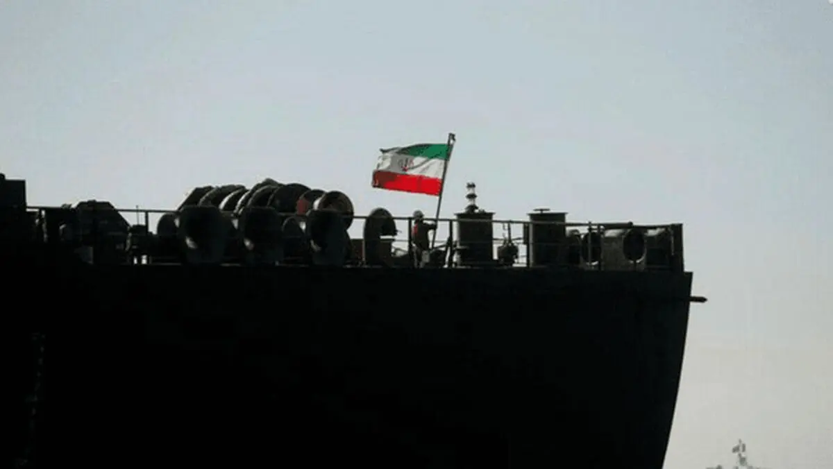 نفتکش‌های ایرانی از تنگه گذر کردند