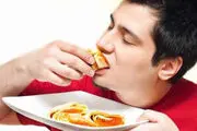 چرا با وجود اینکه غذا خورده ایم، باز هم زود گرسنه می شویم؟