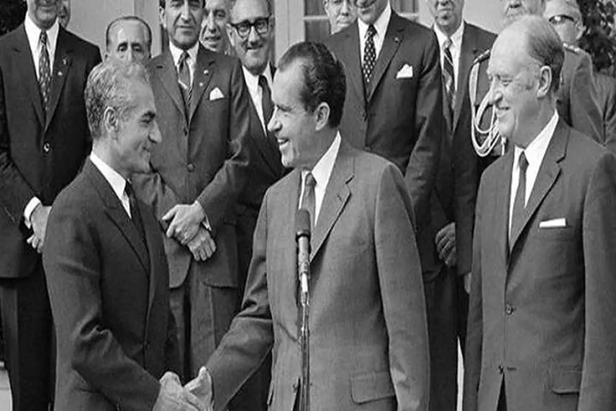 مستشاران آمریکایی و دلارهای بی حساب ایرانی!