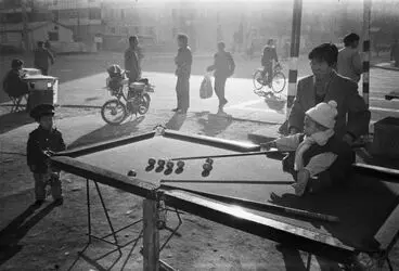n00082772-r-b-002
