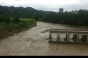 
تخریب یک پل نوساز پس از 2 هفته!
