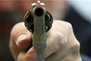 حمله یک فرد با اسلحه شکاری به هیئت عزاداری 