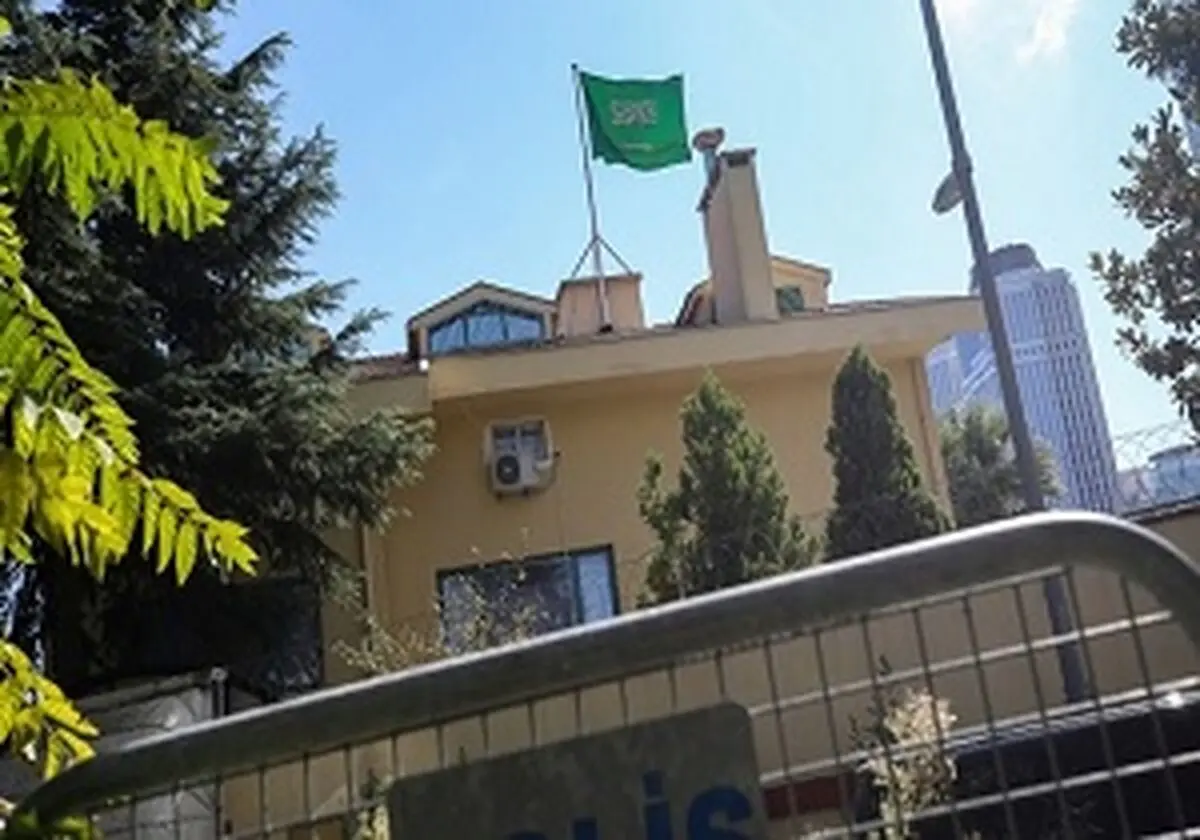 عقب‌نشینی صدها نظامی یمنی متحد با سعودی از مرزهای جنوبی